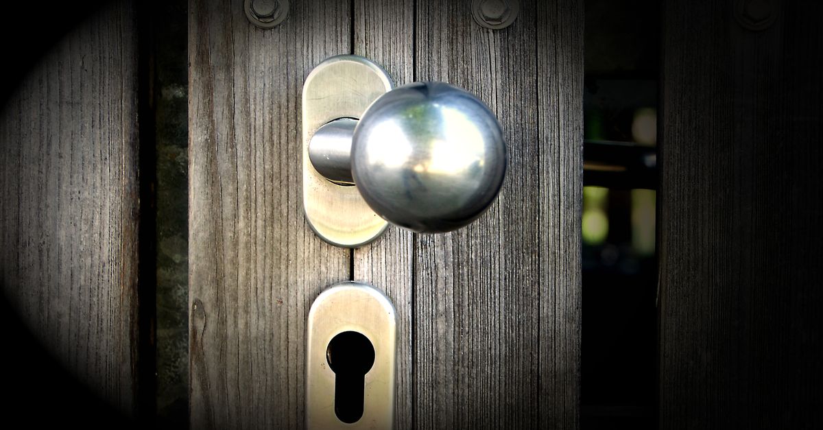 deadbolt installation — A1 Miami Beach Locksmiths