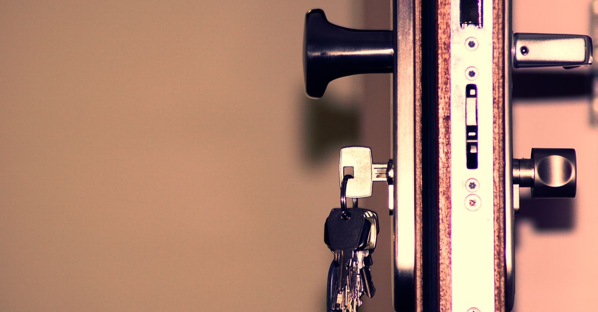 key maker professional — A1 Miami Beach Locksmiths